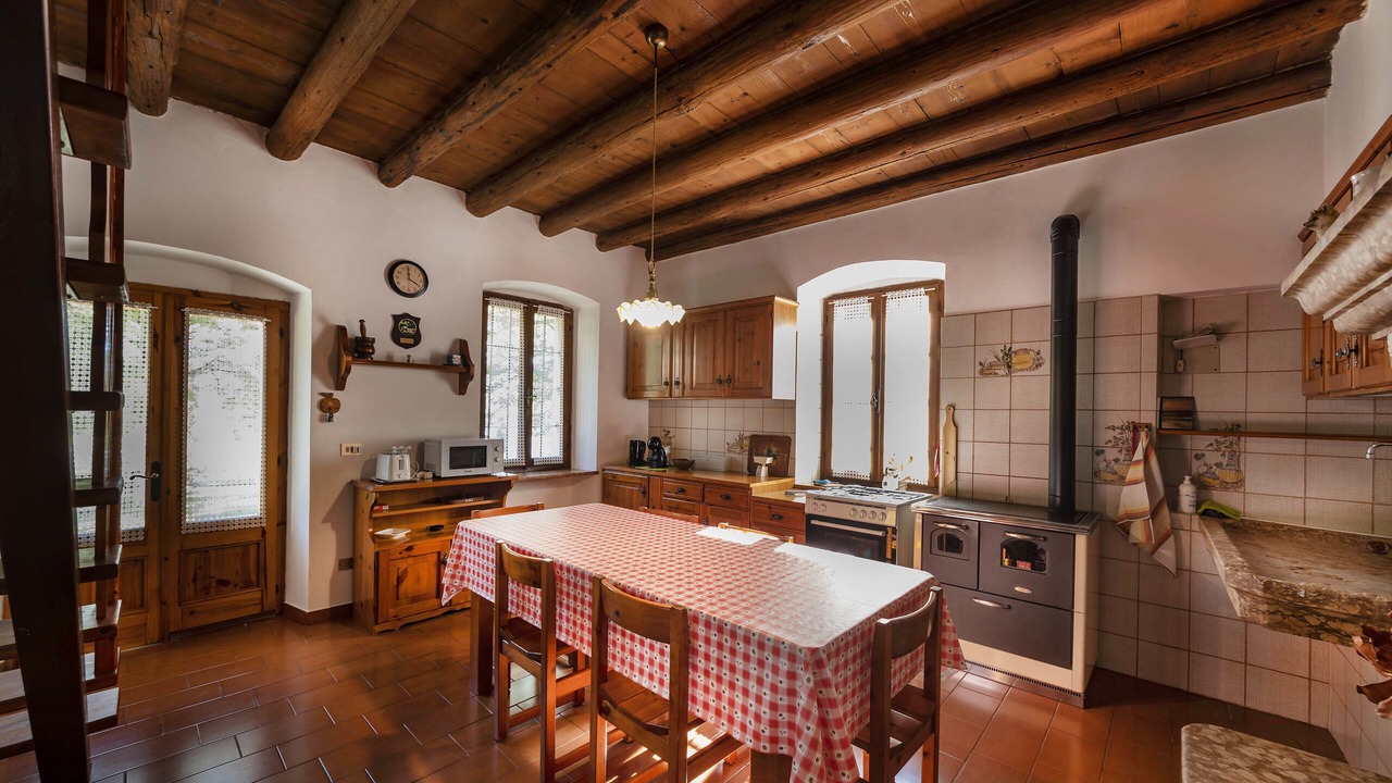 Photo of Kitchen in Montioni