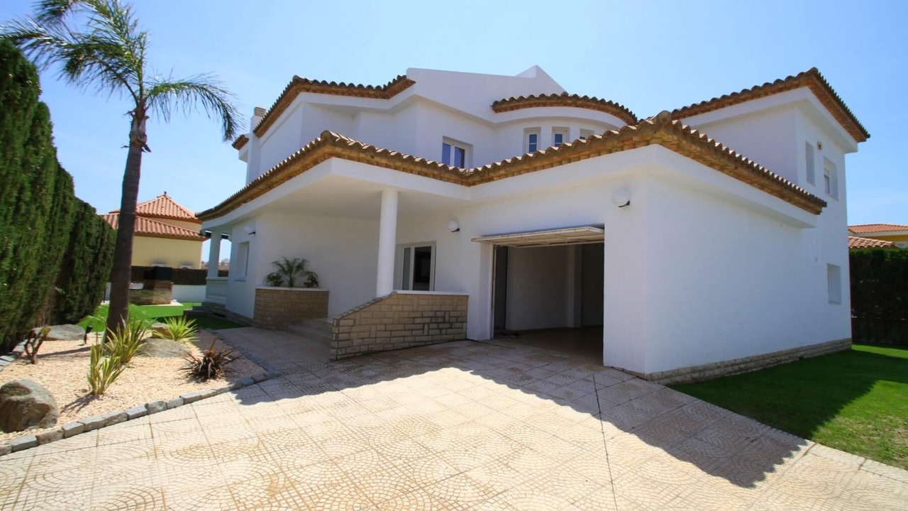 Photo of Outdoor in Miami Platja