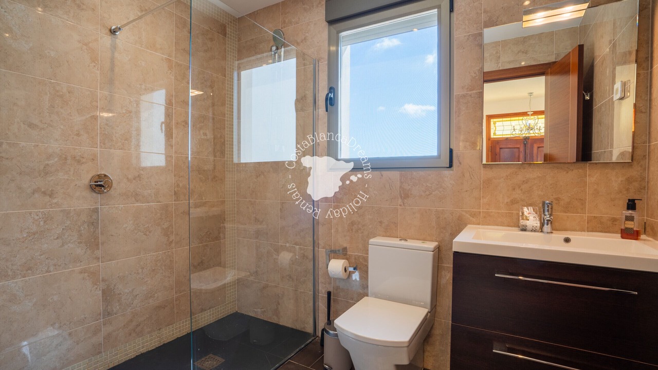 Photo of Bathroom in Empedrola