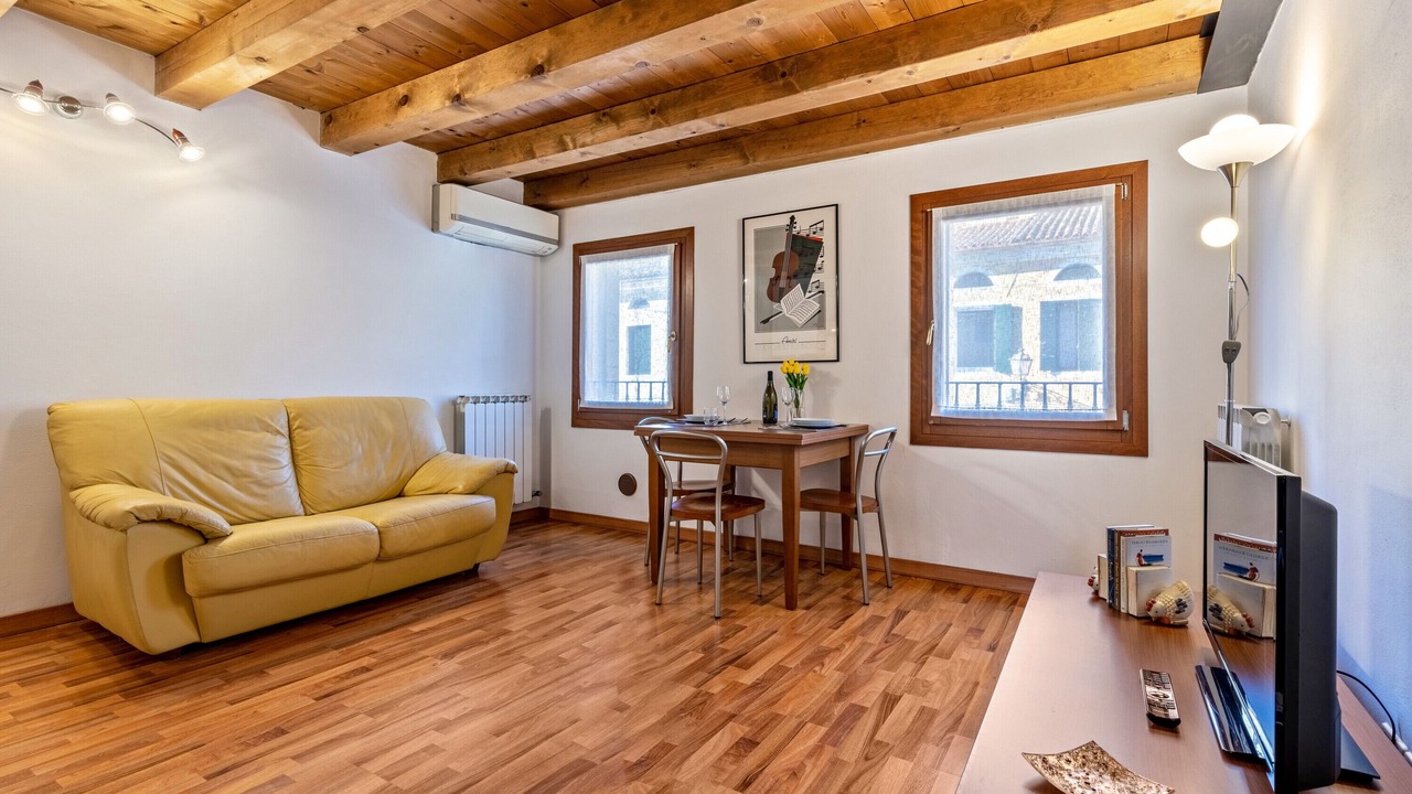 Photo of Livingroom in Mirano