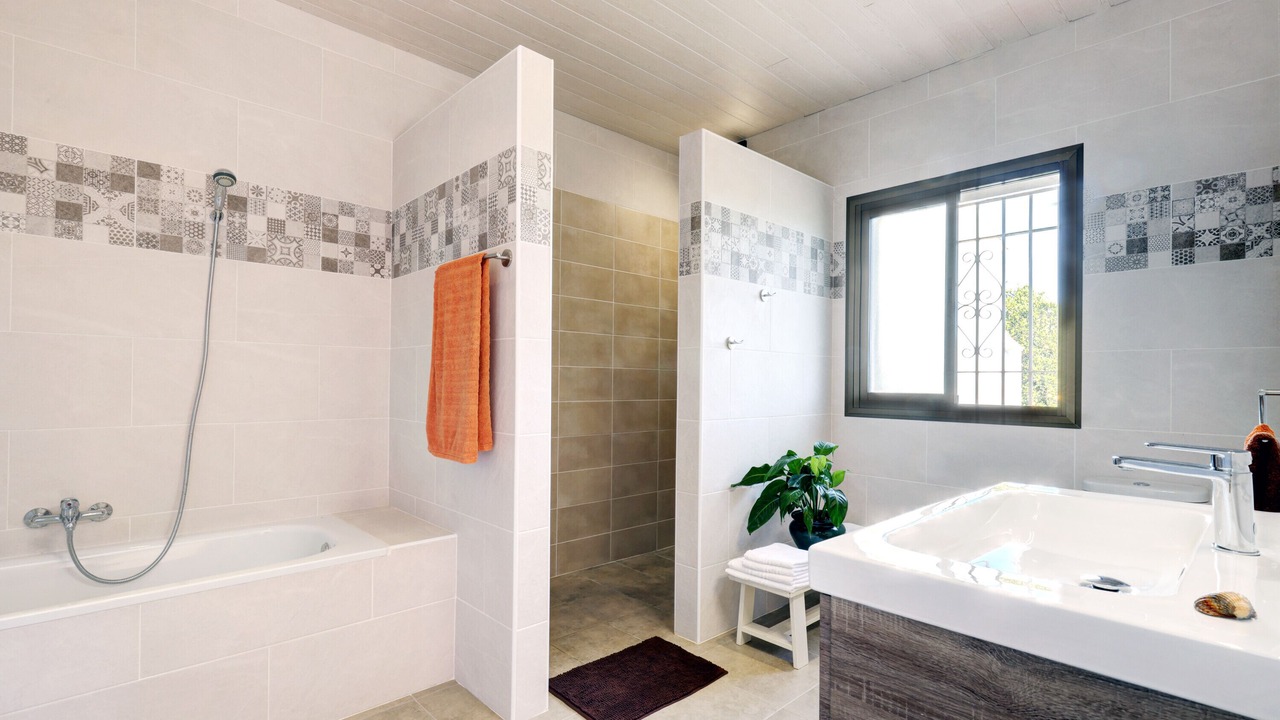 Photo of Bathroom in Jimena de la Frontera