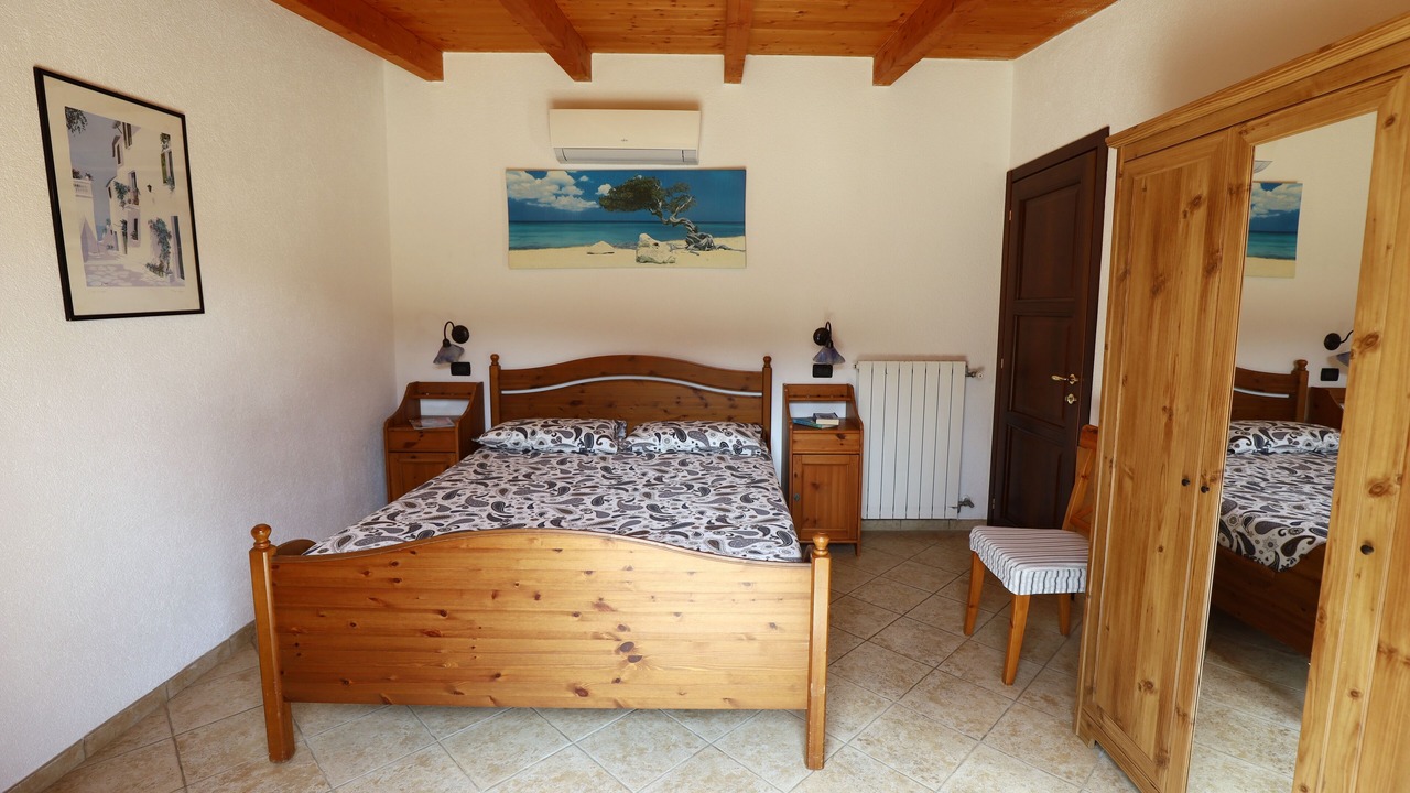 Photo of Bedroom in Rialto