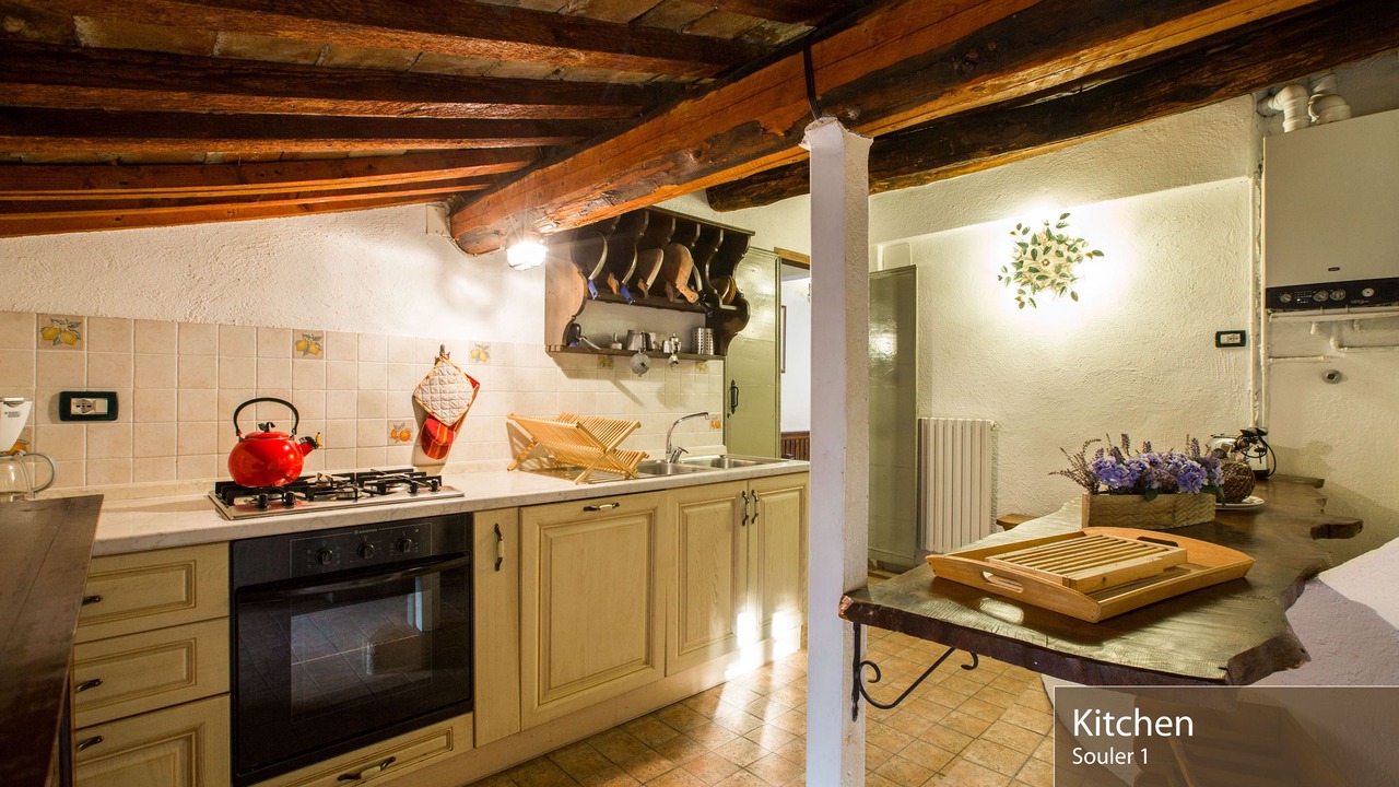 Photo of Kitchen in Toscolano Maderno