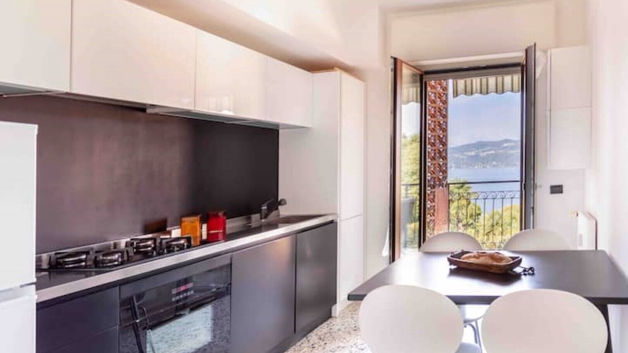 Photo of Kitchen in Ispra