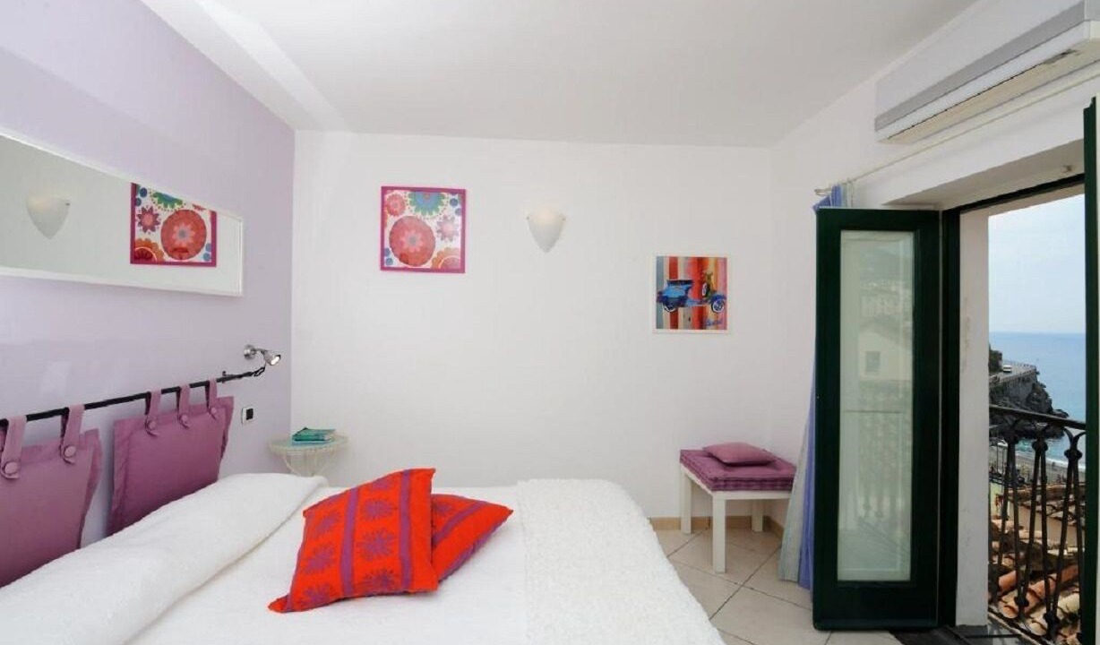 Photo of Bedroom in Minori