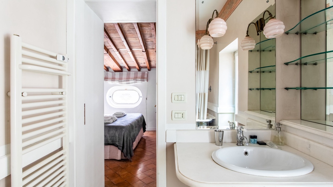 Photo of Bathroom in Rione IV Campo Marzio