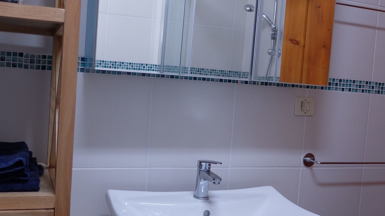 Photo of Bathroom in Tiriddo
