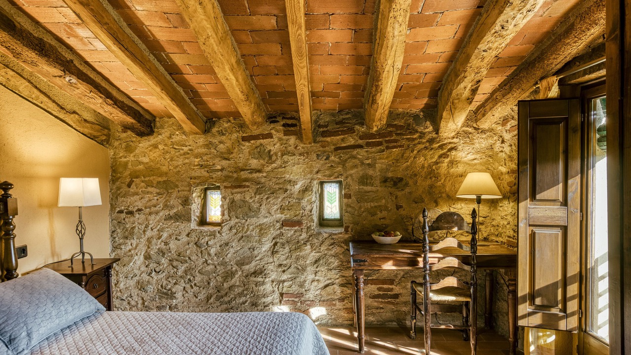 Photo of Bedroom in Garriguella