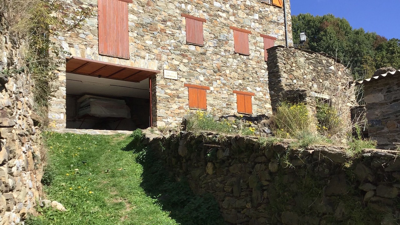Photo of Outdoor in Serrat
