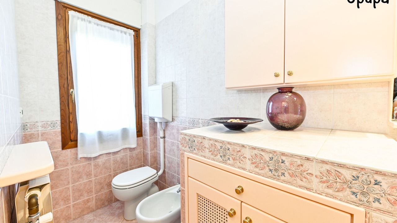 Photo of Bathroom in Diano Evigno