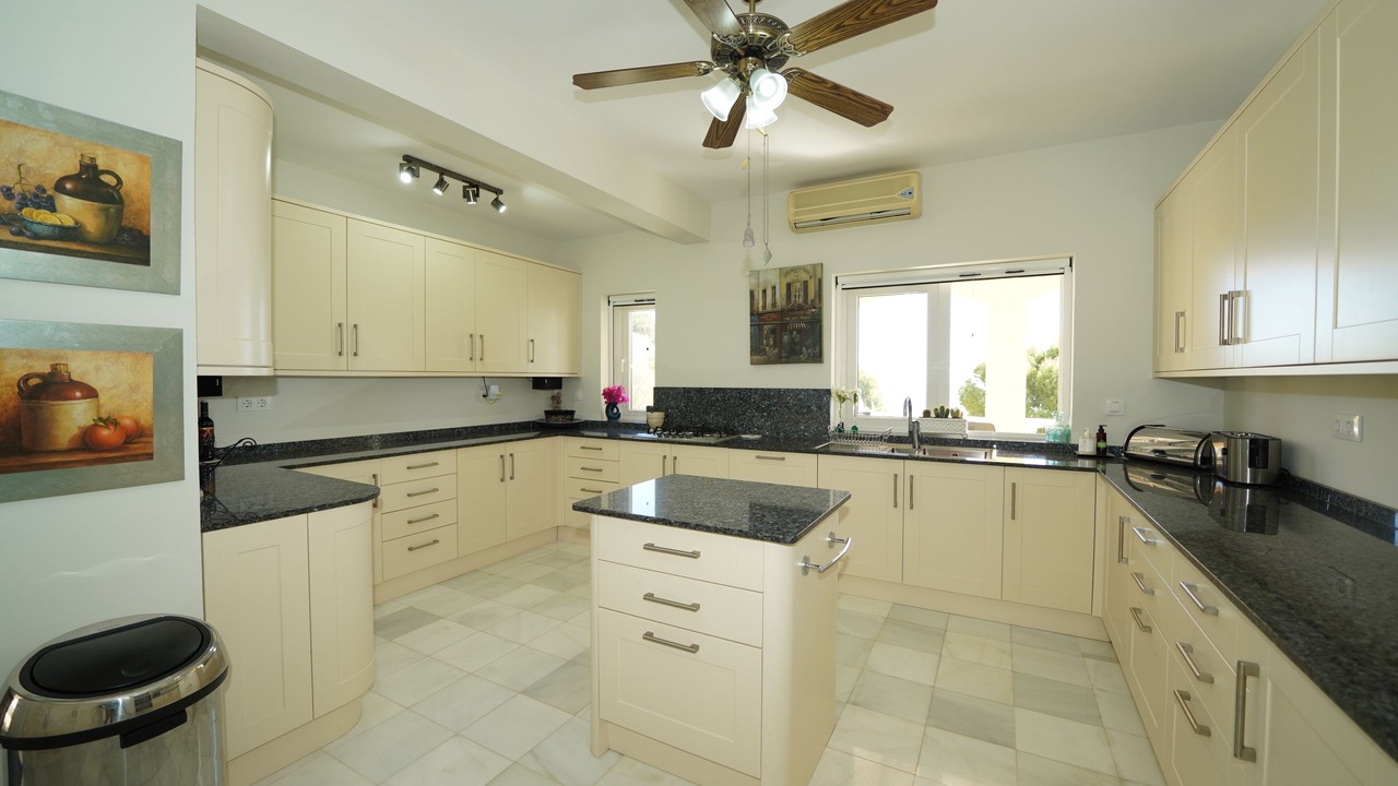 Photo of Kitchen in Ventanicas-El Cantal