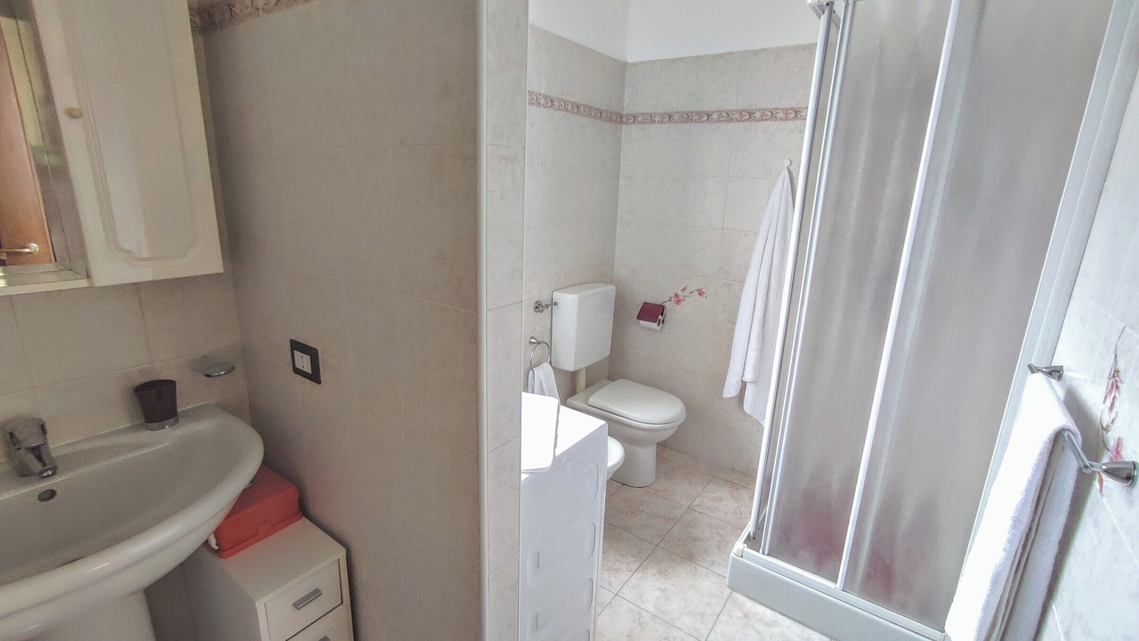 Photo of Bathroom in Mascarelli
