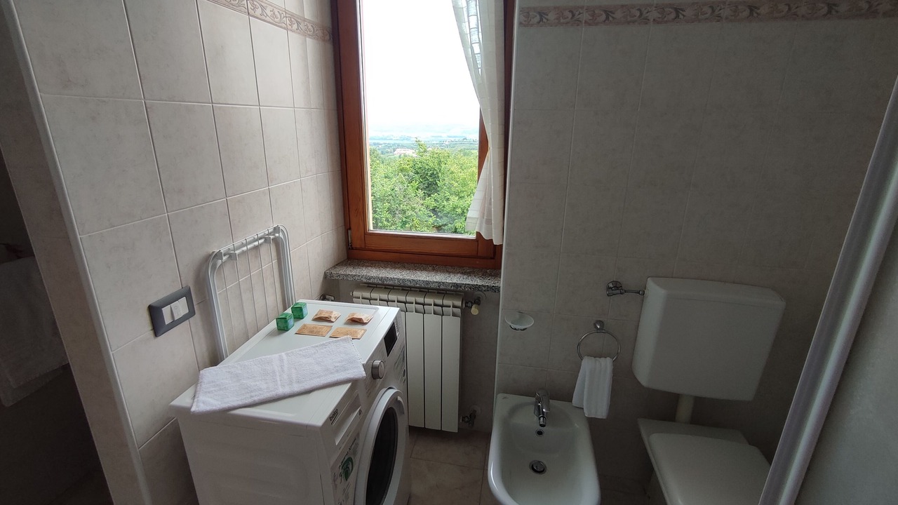 Photo of Bathroom in Mascarelli