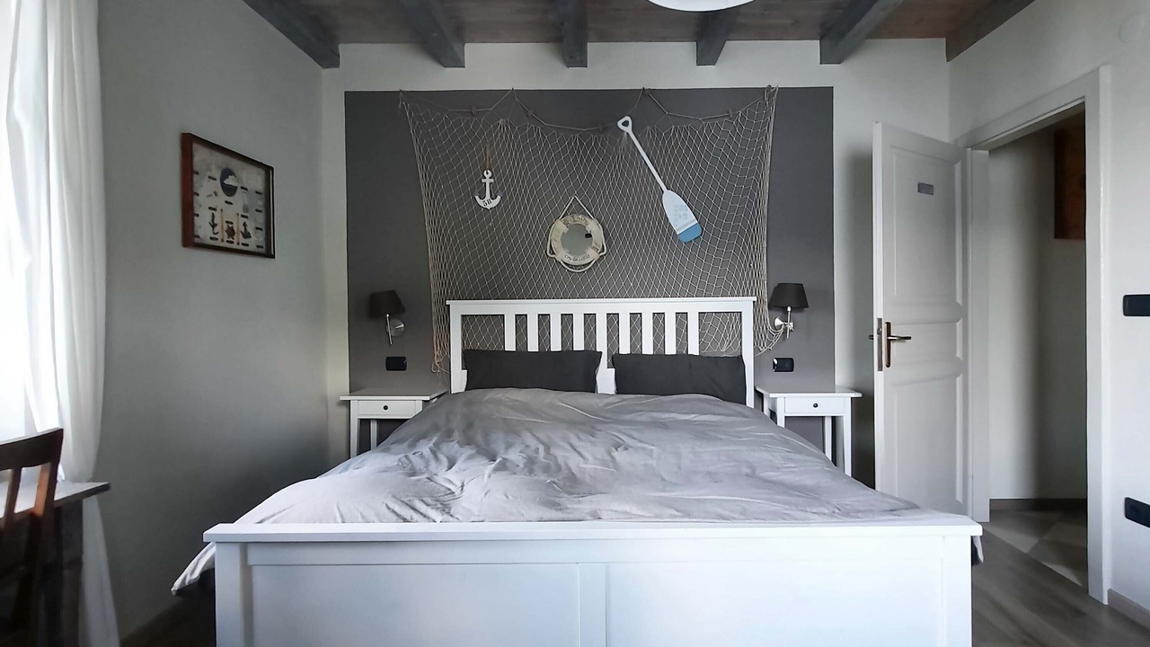 Photo of Bedroom in Cannobio