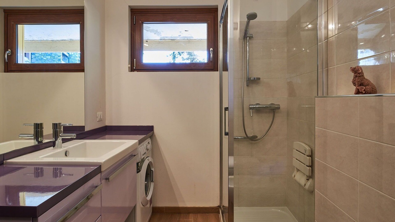 Photo of Bathroom in Cavona