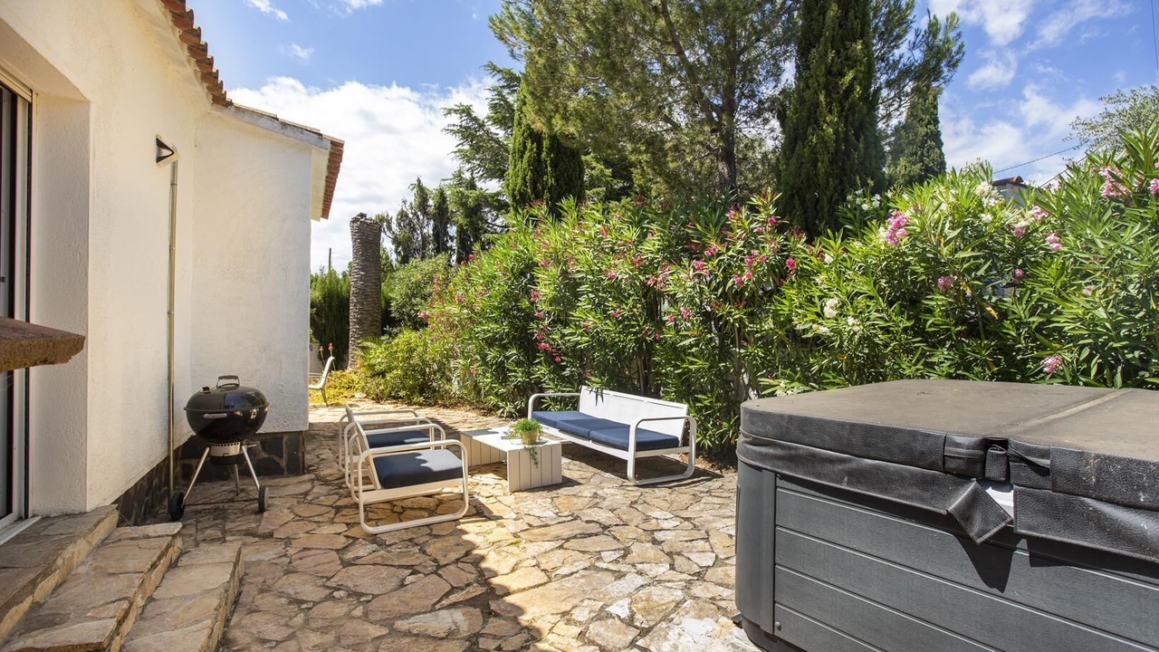 Photo of Patio Balcony in El Mas Bosca