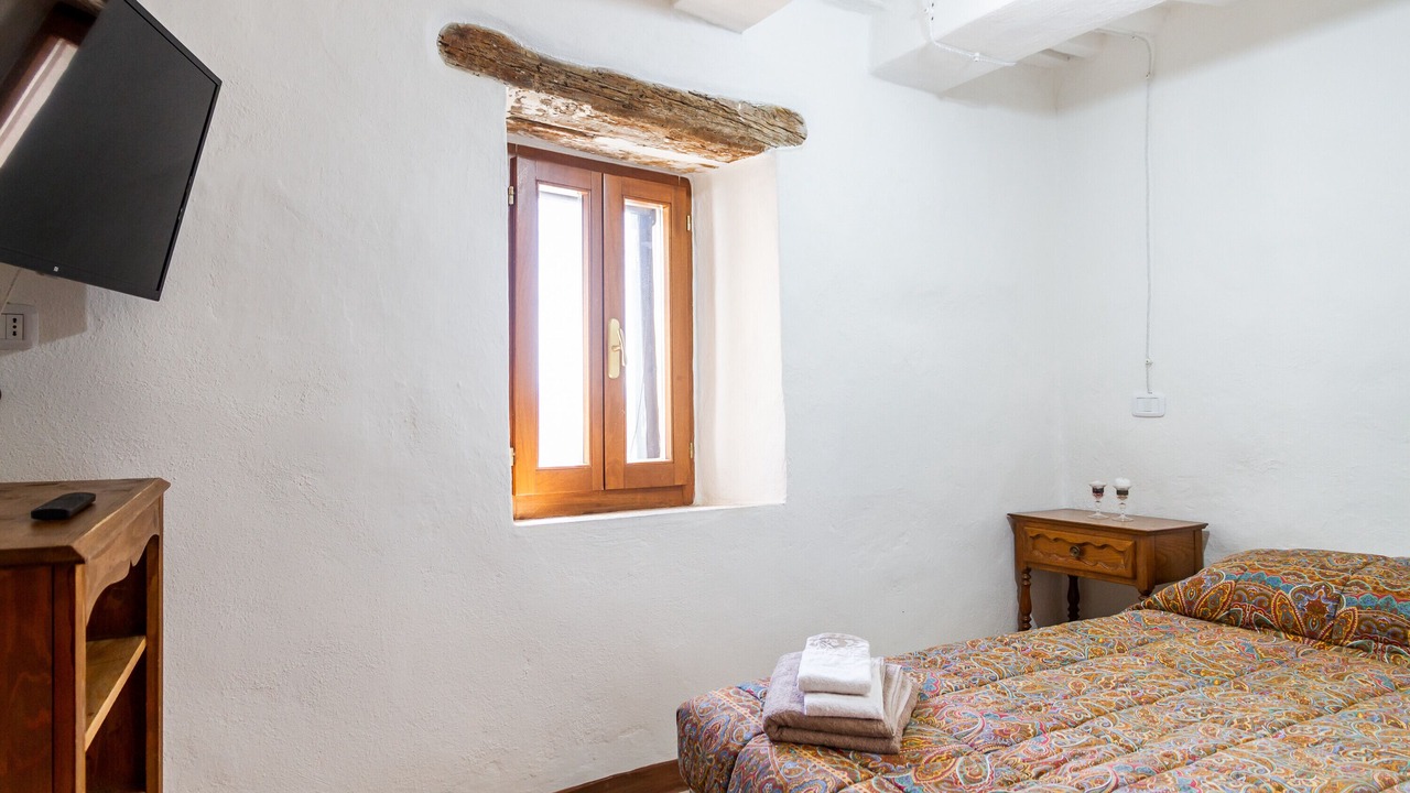 Photo of Bedroom in Torniella