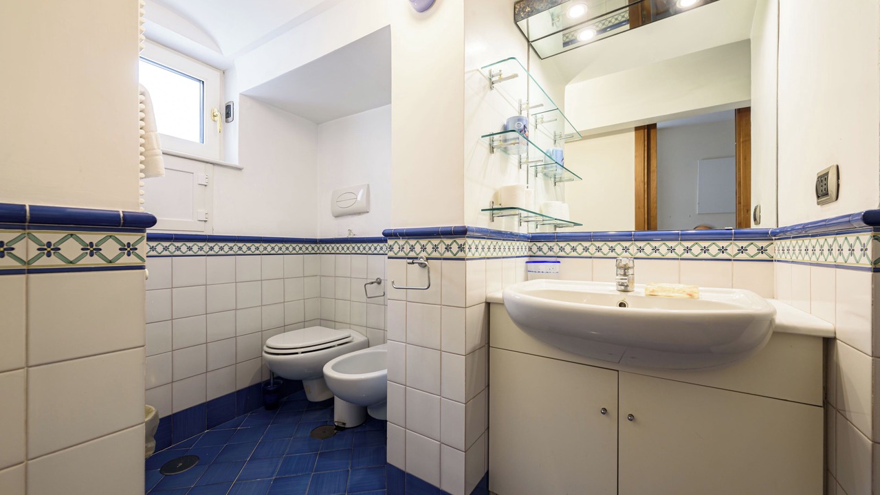 Photo of Bathroom in Posillipo