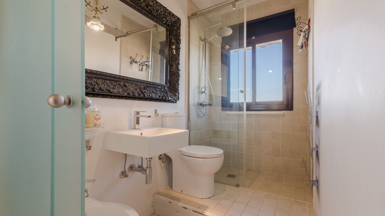 Photo of Bathroom in Miami Platja