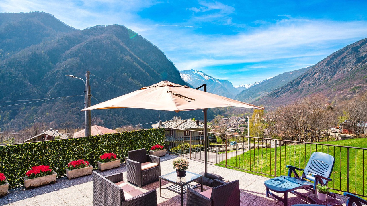 Photo of Patio Balcony in Roure