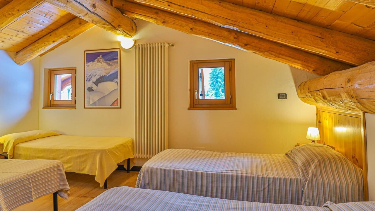 Photo of Bedroom in Antey-Saint-Andre