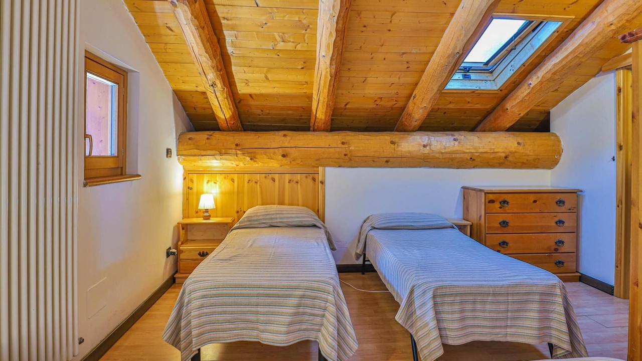 Photo of Bedroom in Antey-Saint-Andre