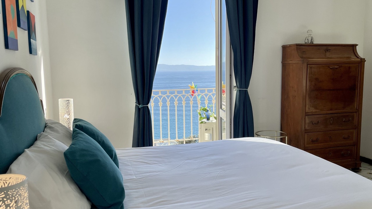 Photo of Bedroom in Posillipo
