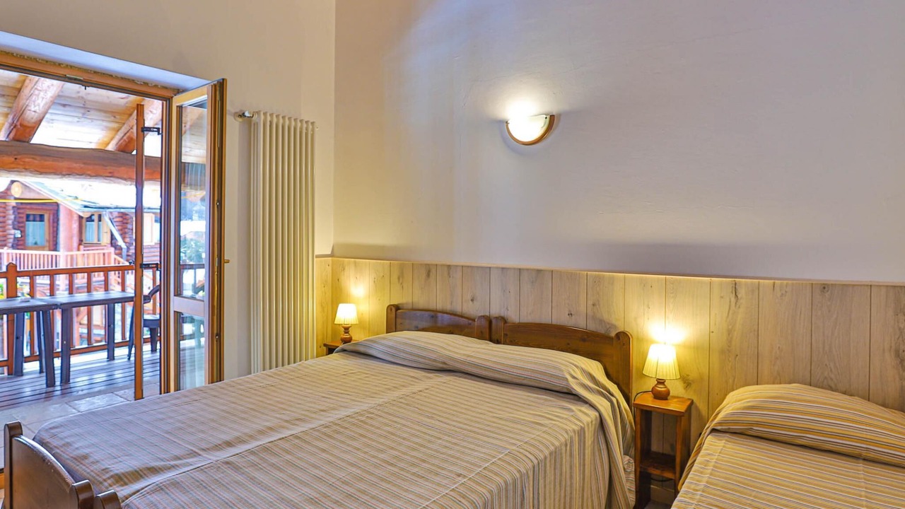 Photo of Bedroom in Antey-Saint-Andre