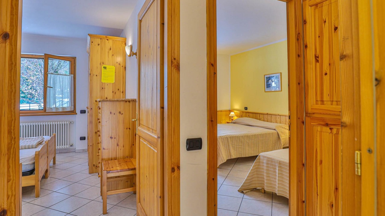 Photo of Bedroom in Antey-Saint-Andre