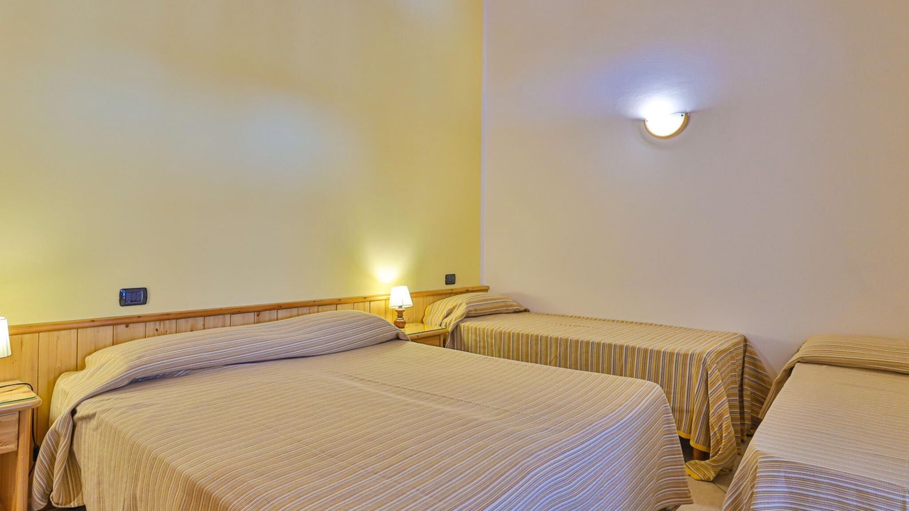 Photo of Bedroom in Antey-Saint-Andre