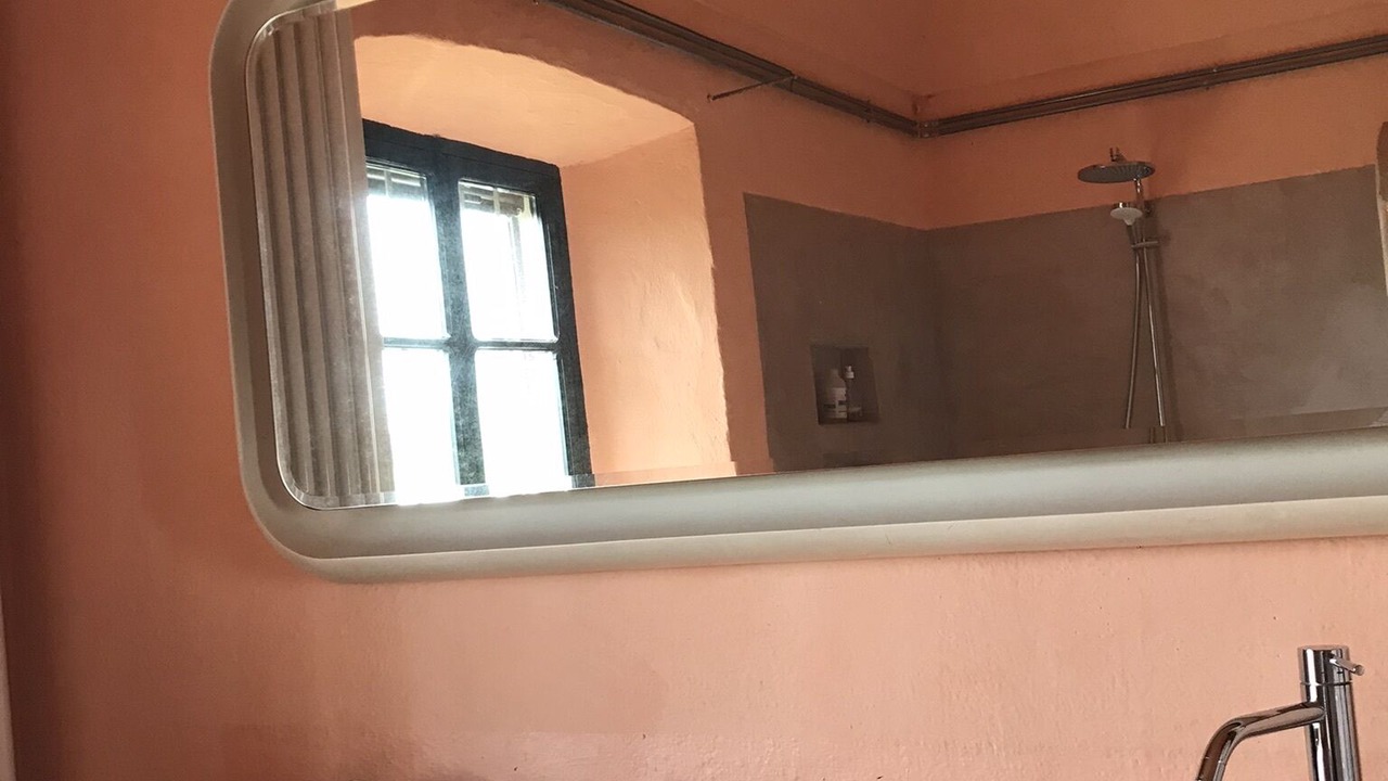 Photo of Bathroom in Carru