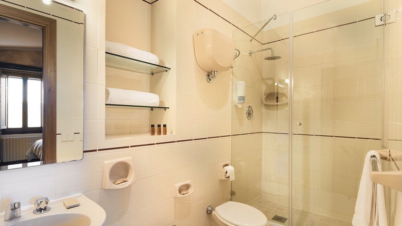 Photo of Bathroom in Doglio