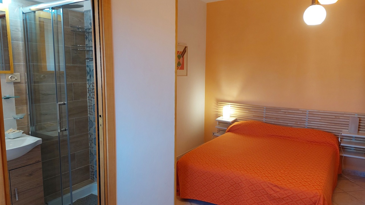 Photo of Bedroom in Laura