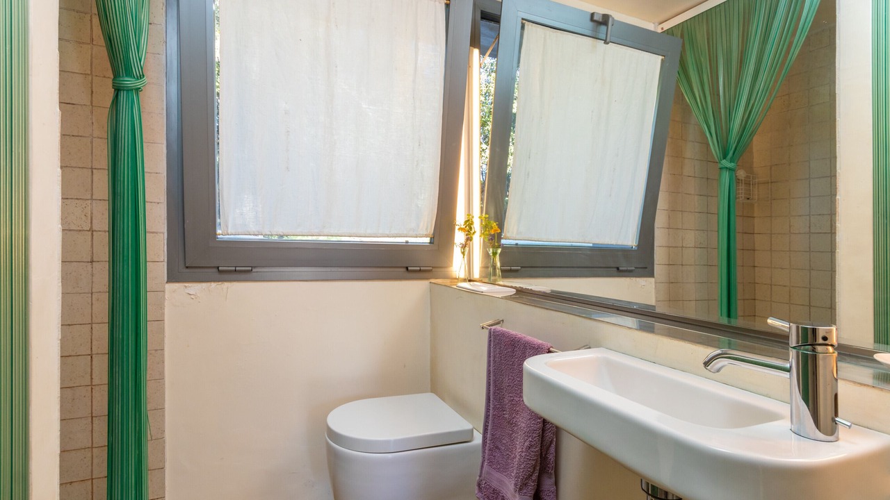 Photo of Bathroom in Pins