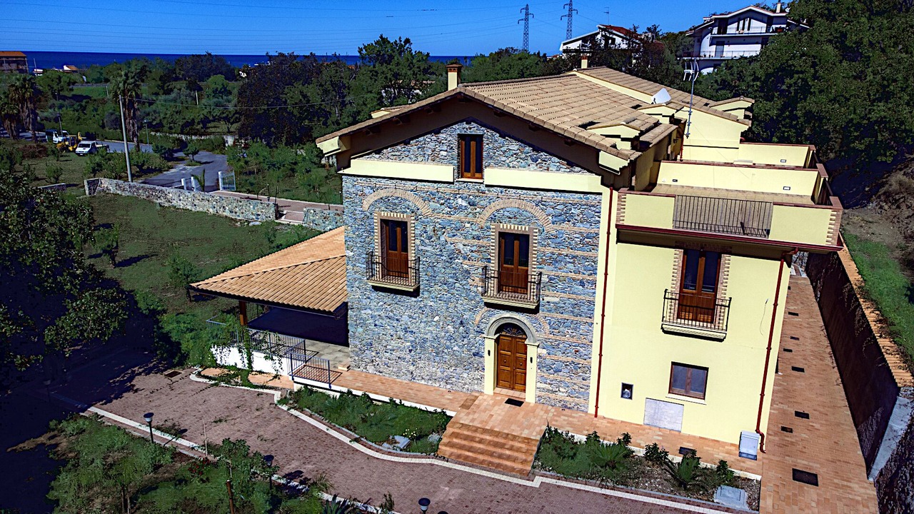 Photo of Outdoor in Longobardi
