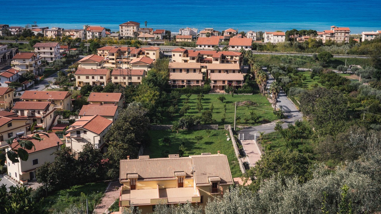 Photo of Outdoor in Longobardi