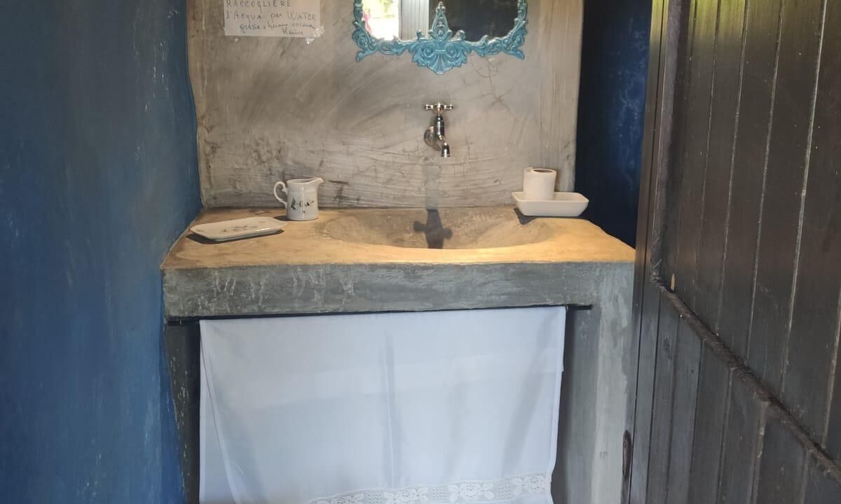 Photo of Bathroom in Pantelleria