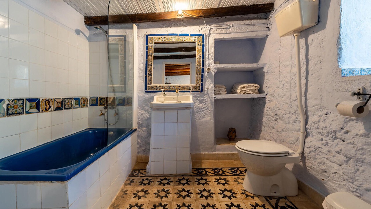 Photo of Bathroom in Cazalla De La Sierra