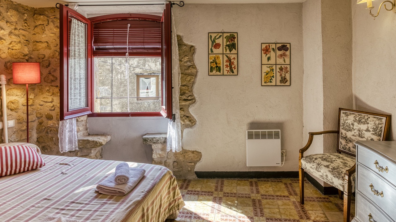 Photo of Bedroom in Orriols
