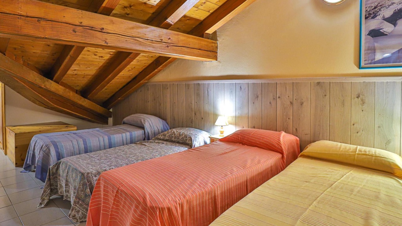 Photo of Bedroom in Antey-Saint-Andre