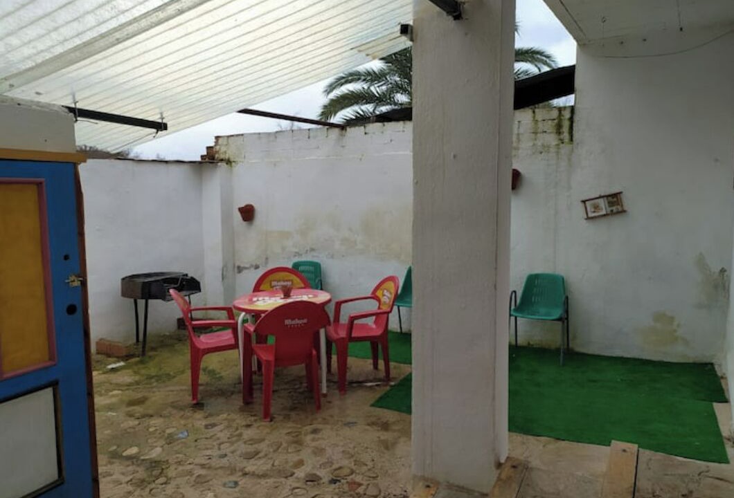 Photo of Outdoor in Mogon