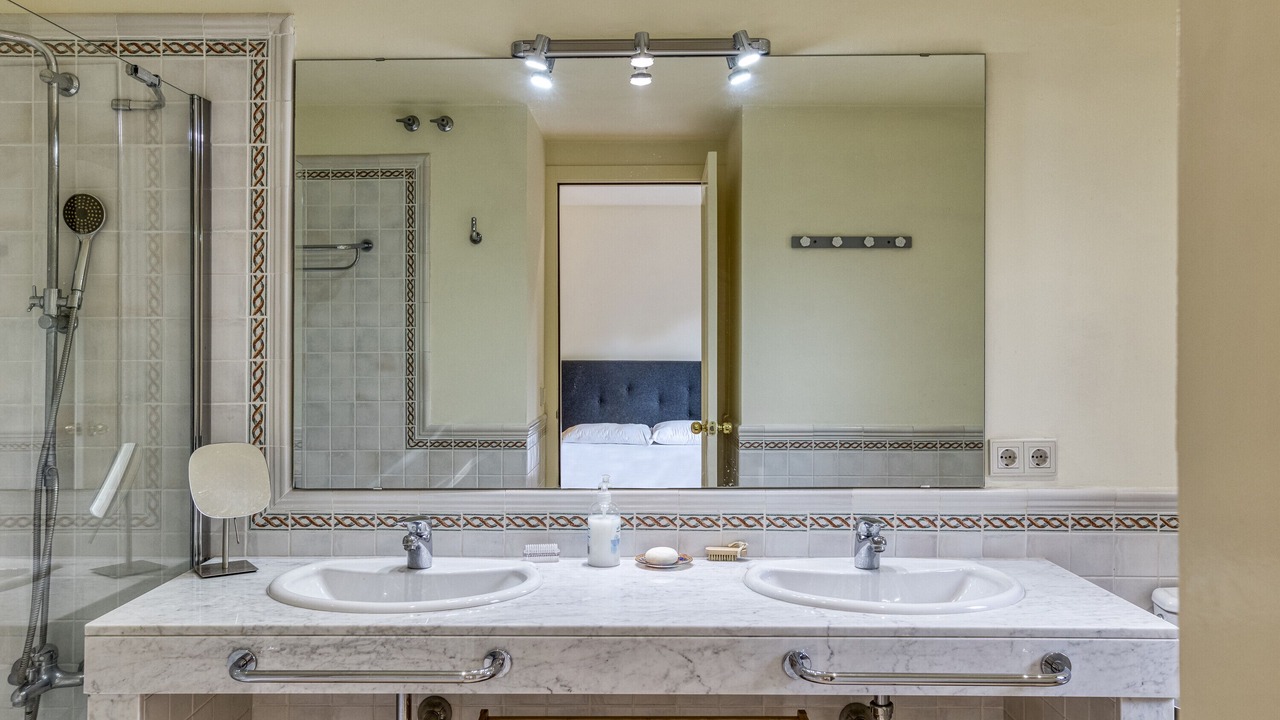 Photo of Bathroom in Navata