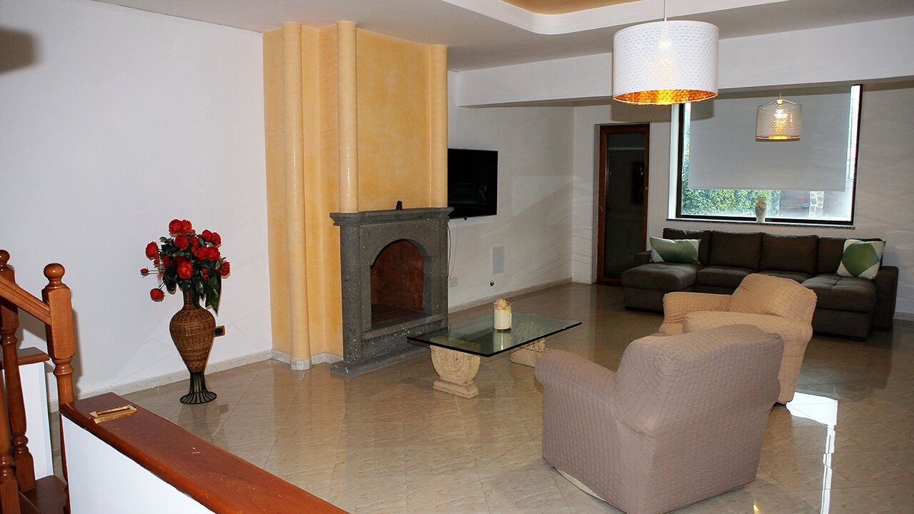 Photo of Livingroom in Naples