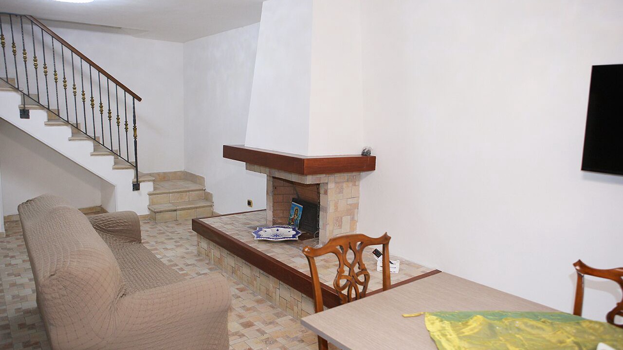 Photo of Livingroom in Naples