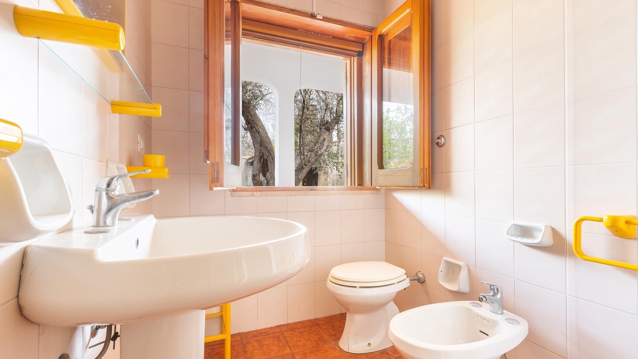 Photo of Bathroom in Torre Specchia Ruggeri