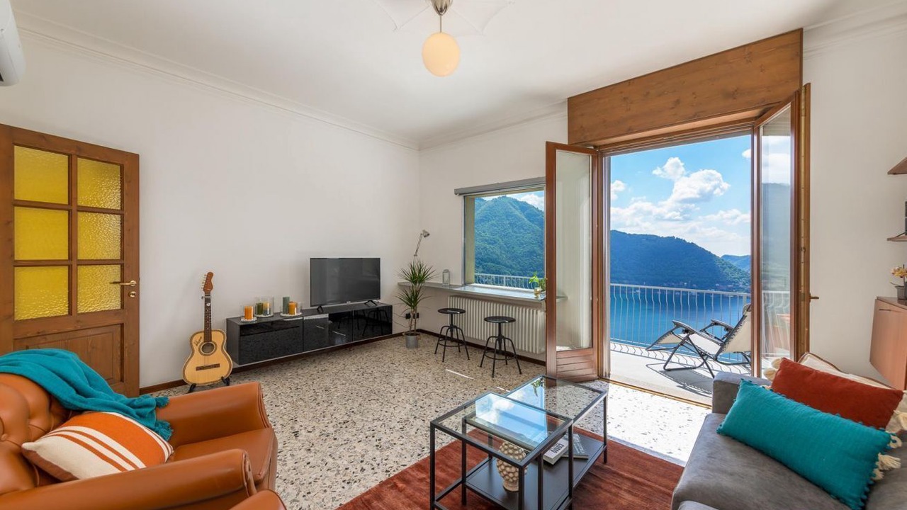 Photo of Livingroom in Cernobbio