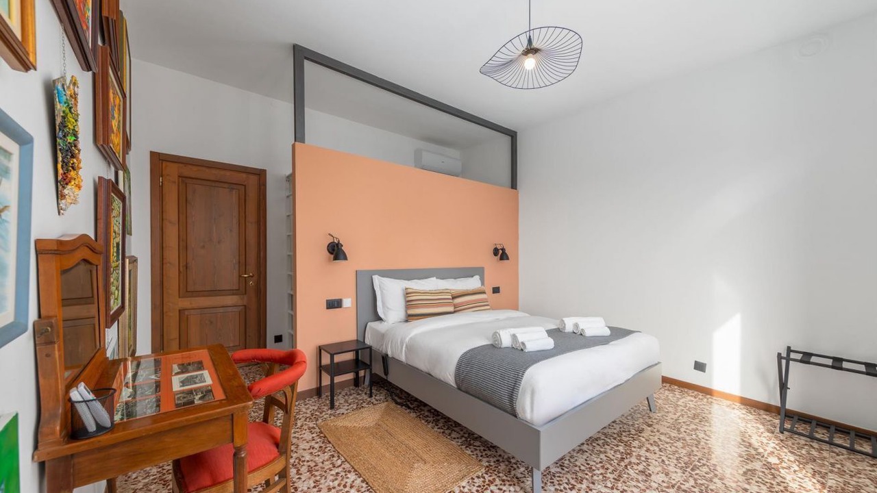 Photo of Bedroom in Cernobbio