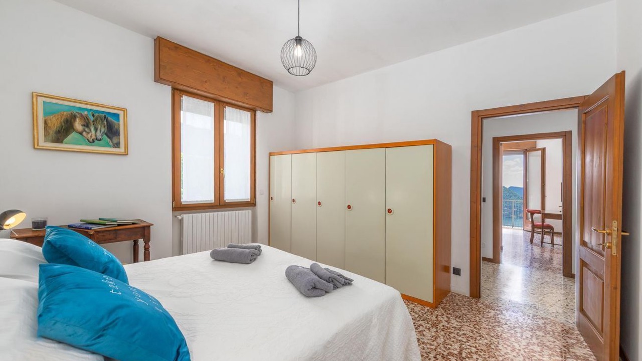 Photo of Bedroom in Cernobbio