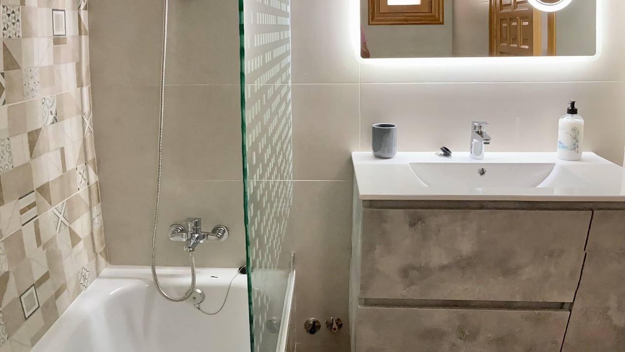 Photo of Bathroom in El Peral