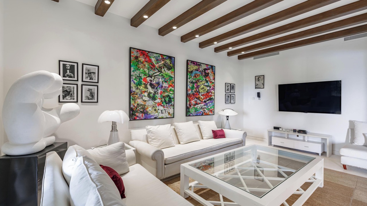 Photo of Livingroom in New Golden Mile